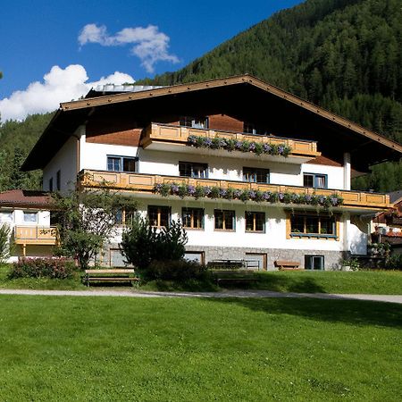 Ferienhaus Alpina Кальс-ам-Гросглоккнер Экстерьер фото