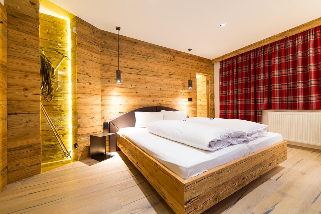 Ferienhaus Alpina Кальс-ам-Гросглоккнер Экстерьер фото