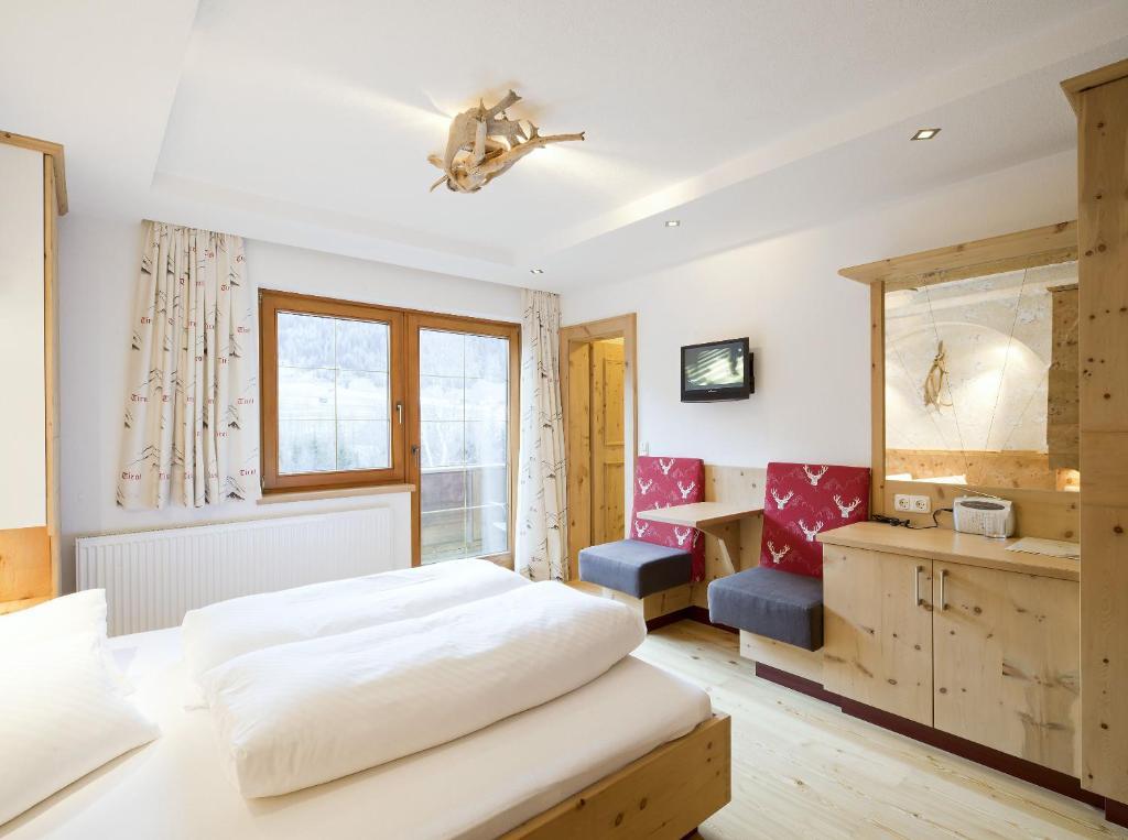 Ferienhaus Alpina Кальс-ам-Гросглоккнер Экстерьер фото